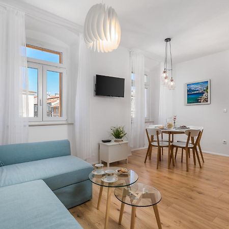 Cozy On Korzo Apartments Rijeka Rom bilde